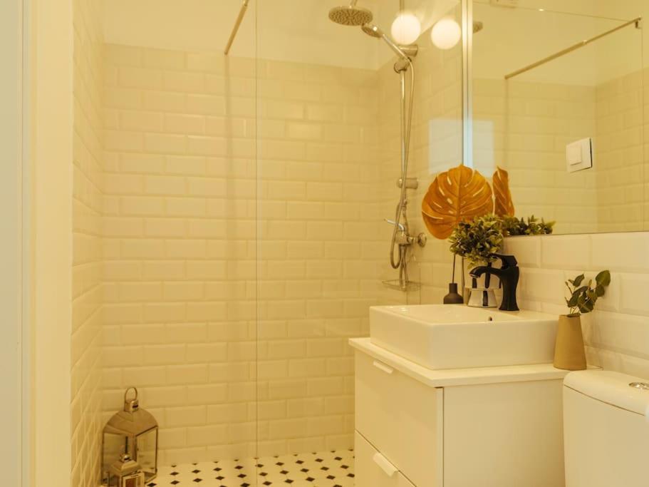 Old Town View - Boutique Apartment Bucarest Esterno foto